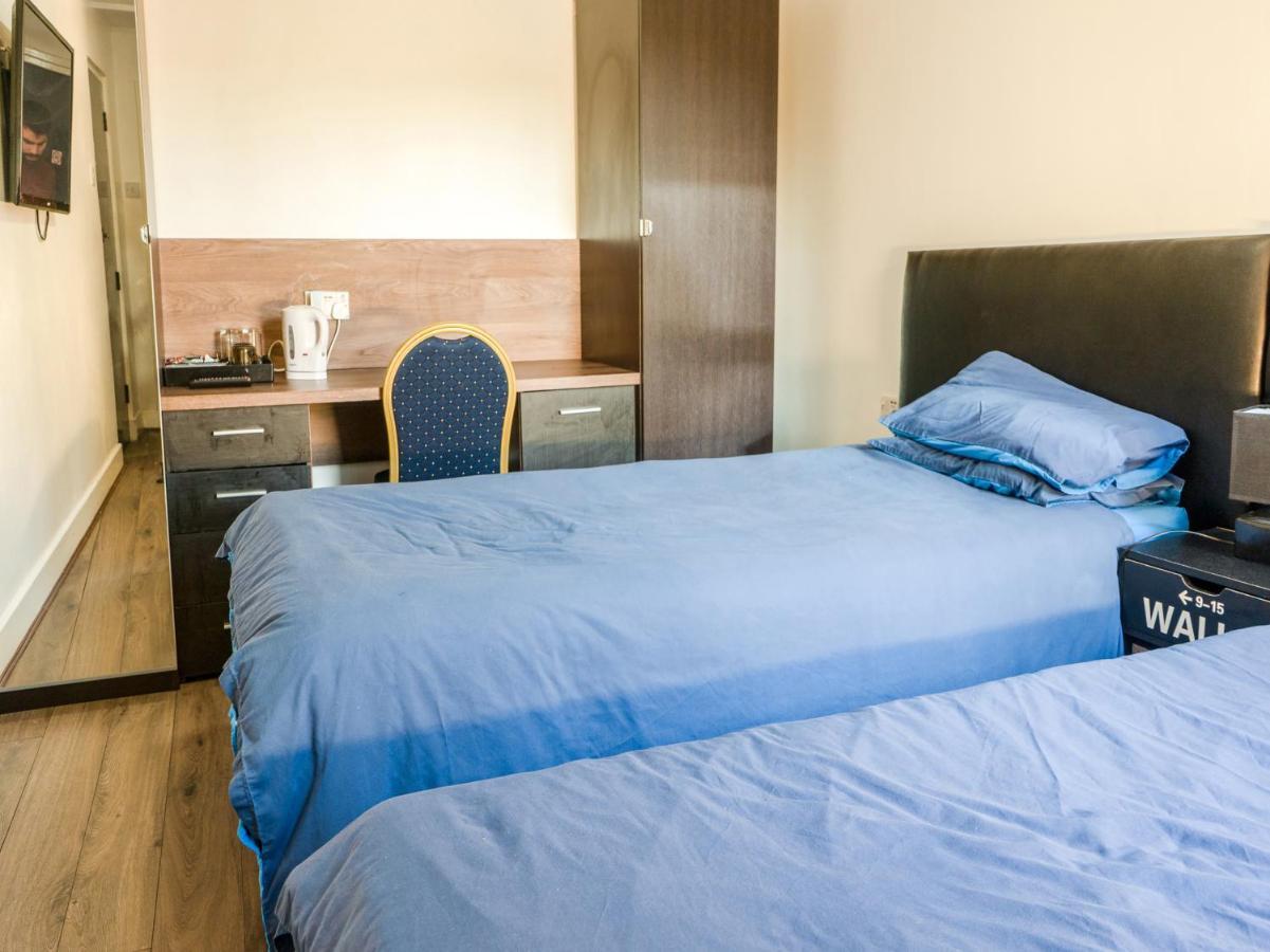 La Tavola Calda Hotel Nuneaton Kültér fotó