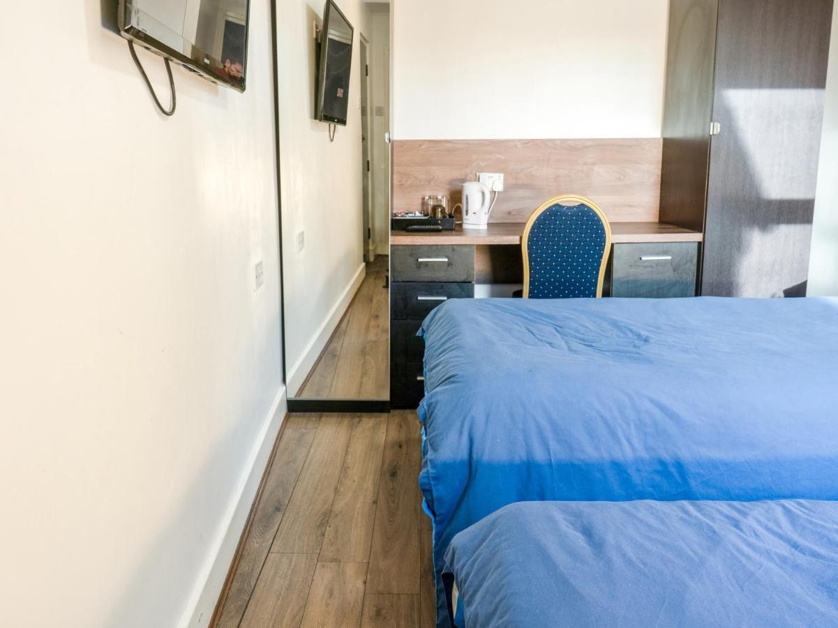La Tavola Calda Hotel Nuneaton Kültér fotó